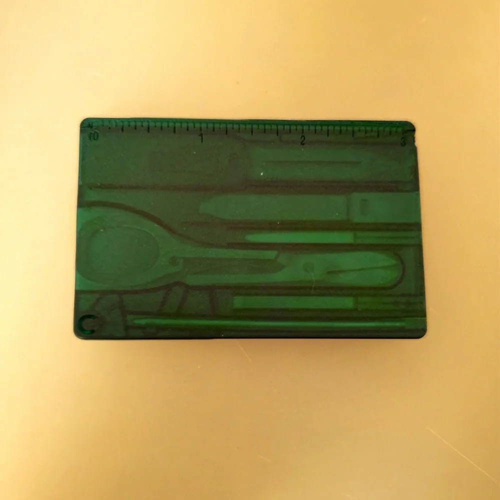 VICTORINOX SwissCard with six tools in translucent emerald - Picture 2 of 6